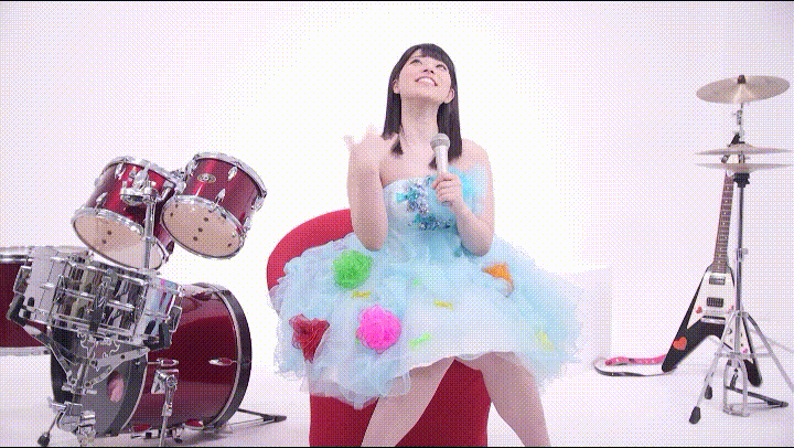 131530r3hi0p2r2pyp9ad4.gif