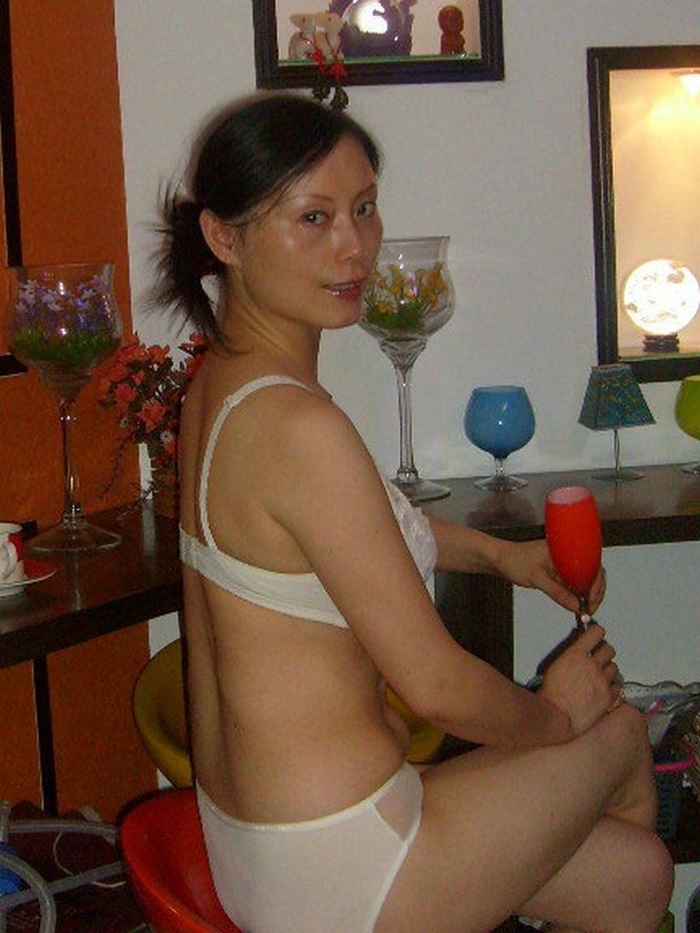 S7302019.JPG